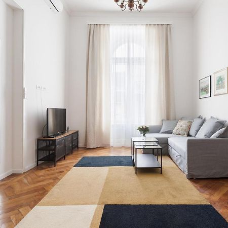Cozy In The Heart Of Zagreb - H Lägenhet Exteriör bild